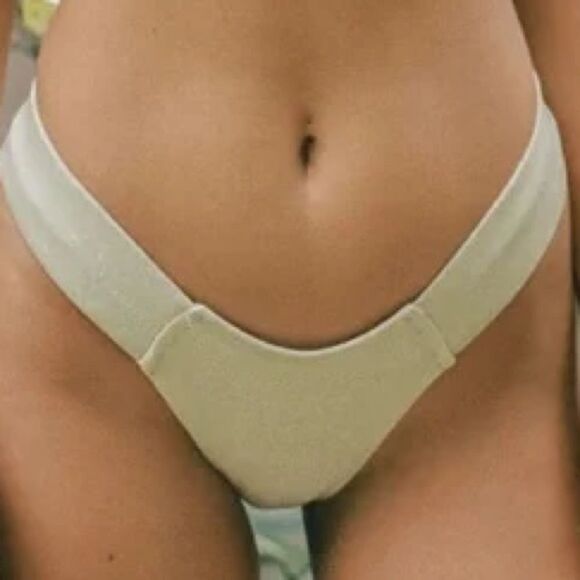 MONTCE Jade Sparkle Bikini - Picture 8 of 12